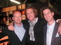mit Nick Theurer (Brown-Forman), David Deck (Pusser´s Bar München)